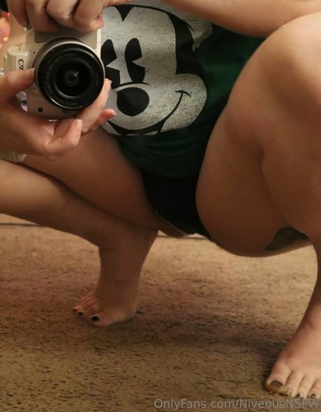 niveousnsfw strip onlyfans