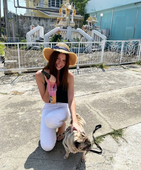 Kimberly Apasara Thomas naked onlyfans leaks