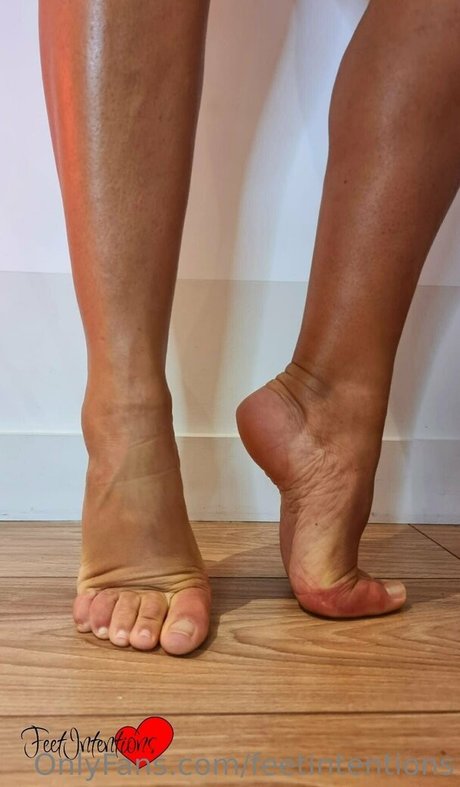 feetintentions only fans leaked