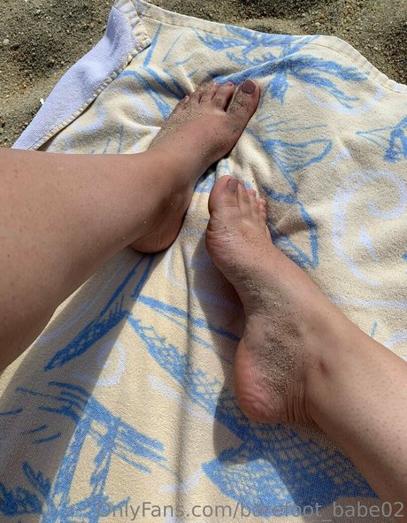 barefoot babe02 onlyfans pics