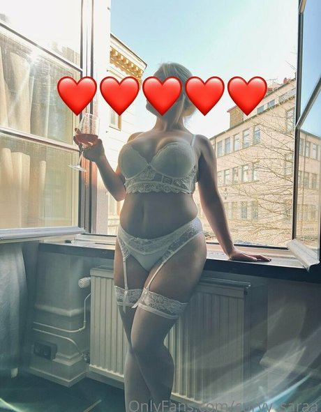 curvy saraa nude only fans