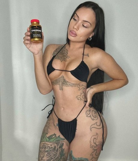 biancatoxic onlyfans porno