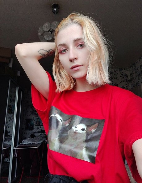 Mia Synaeva onlyfans lesk