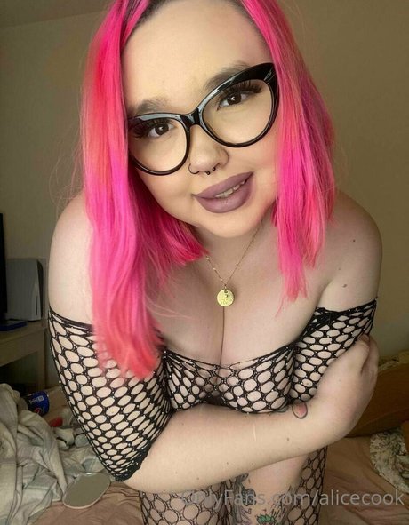 alicecook only fans leak nude