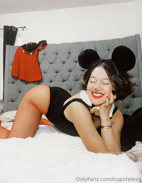 beautiful shemale onlyfans hot sexy snap