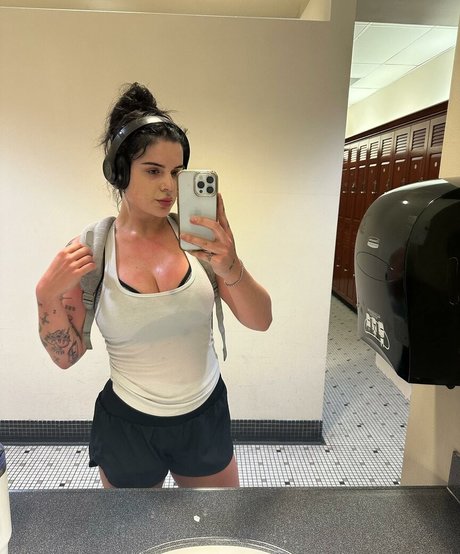 Hope Schwing onlyfans leak naked