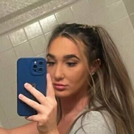 favoriteprincesskk nude onlyfans pics