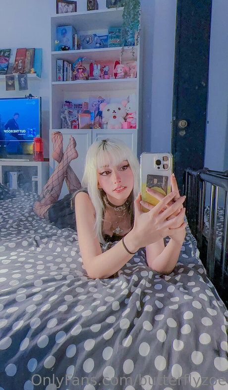 fvckzoe onlyfans naked