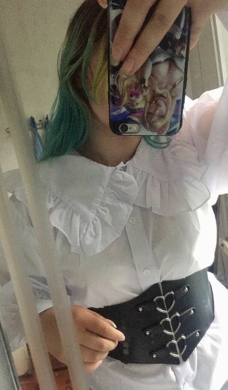 Alice Ainashel onlyfans model photo