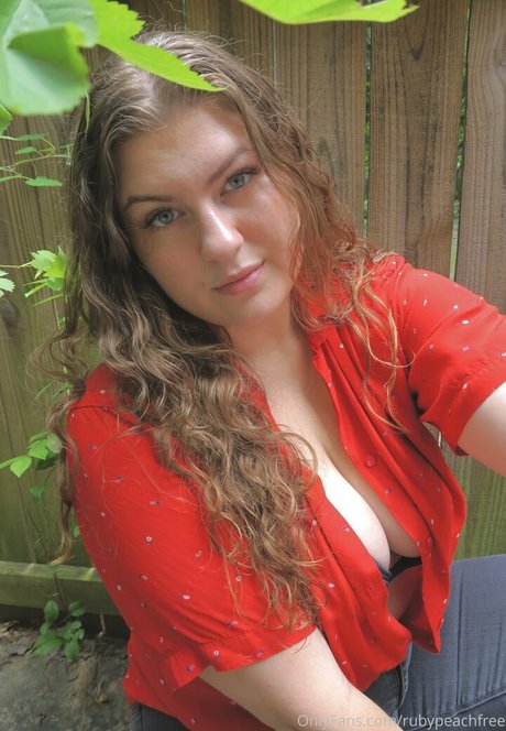 rubypeachfree onlyfans sex leaks