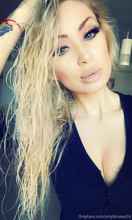 evavixenfree only fans leak nude