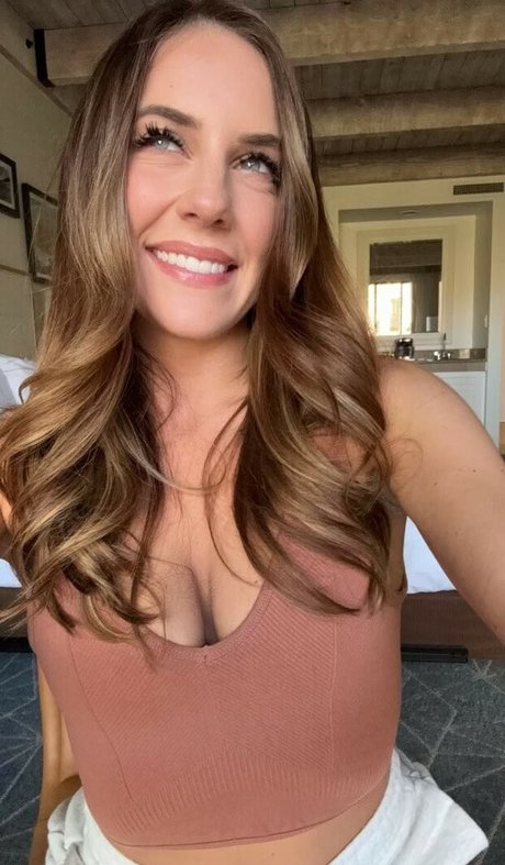 Ivy Brooks onlyfans nude leaked