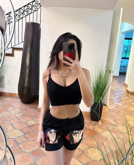 Lenalemon onlyfans images