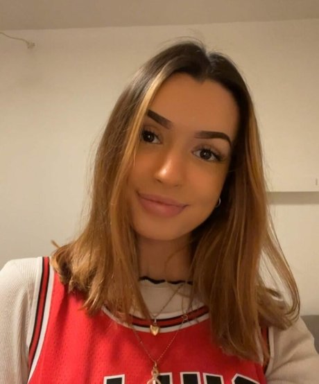 NoraExplorer onlyfans nide