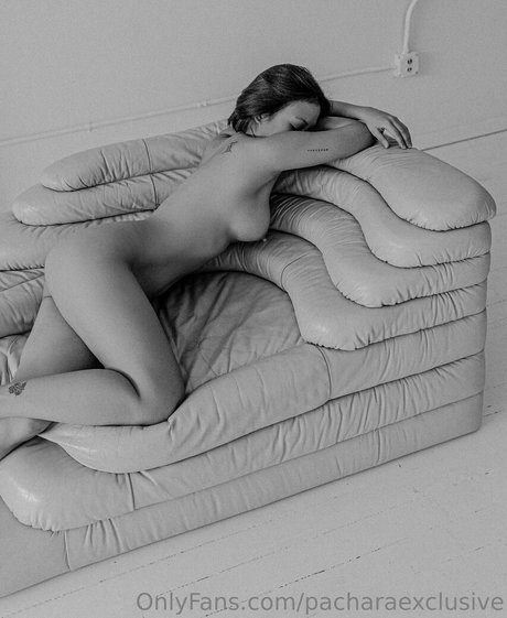 pacharaexclusive naked only fans