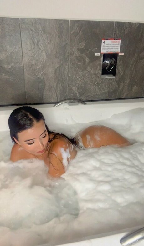 liaharrisxx onlyfans leaks.