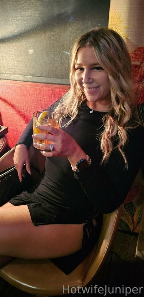 Hotwifejuniper leaked onlyfans nudes