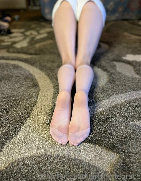 arienettegrace onlyfans leaks nudes