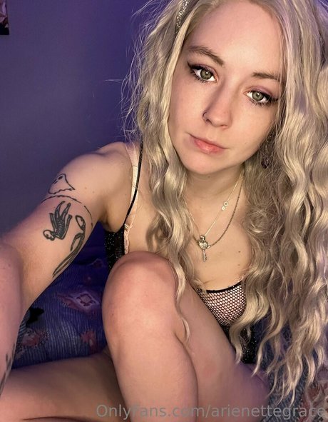 arienettegrace onlyfans nude porn