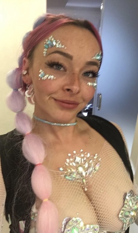 PeachsnBean onlyfans posts