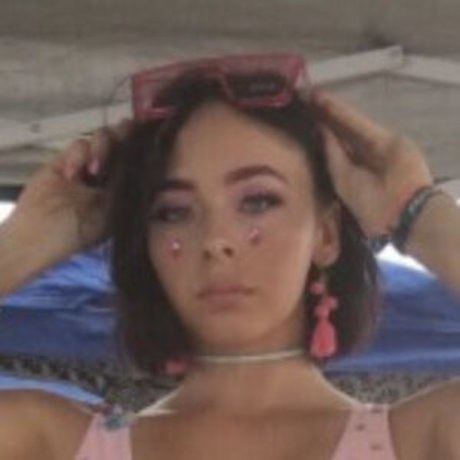 PeachsnBean only fans leaks