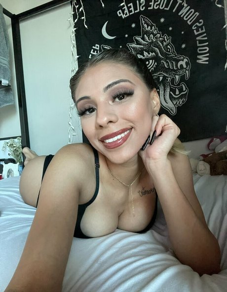 sexxxyselina leaks only fans