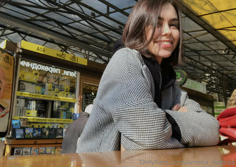 amelia holmes onlyfans naked