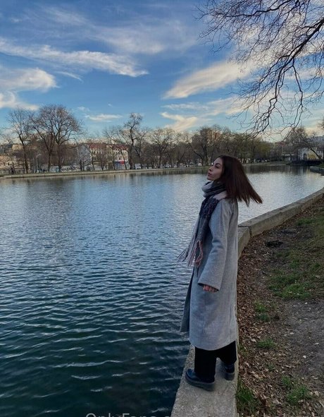 amelia holmes onlyfans lesk