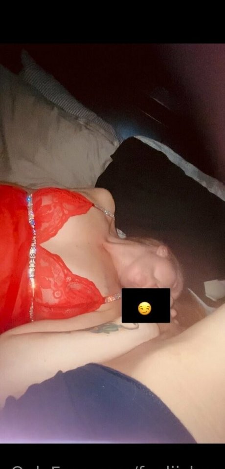 feeliishaa strip onlyfans