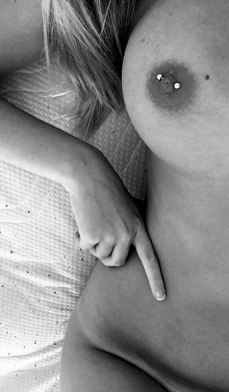 Elin Junkergard onlyfans leaked