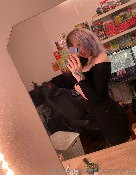 locororyfree leaked onlyfans pics