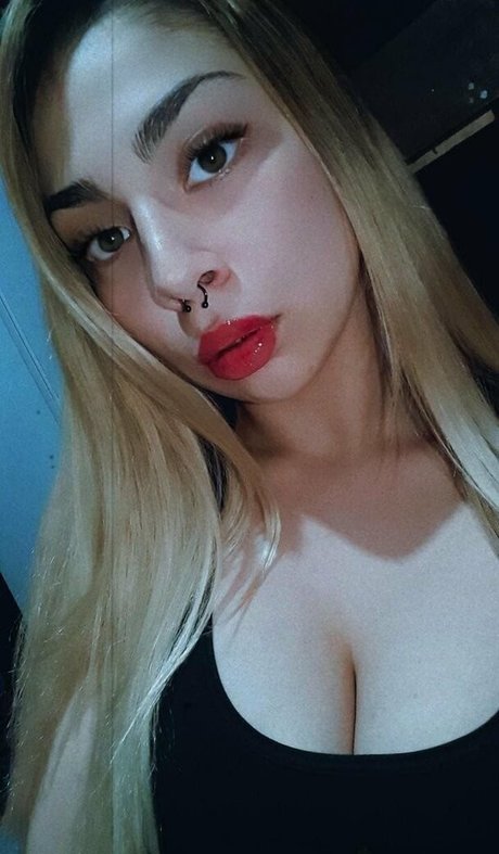 natalybabyy onlyfans tits