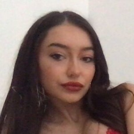 Danielleshayes is on onlyfans