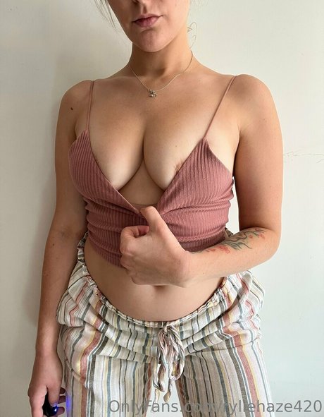 ryliehazefeedee naked only fans