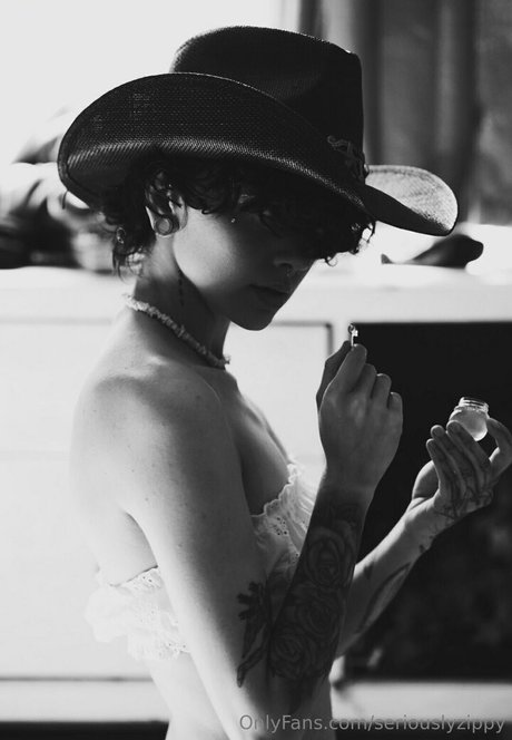 seriouslyzippy onlyfans sex leaks