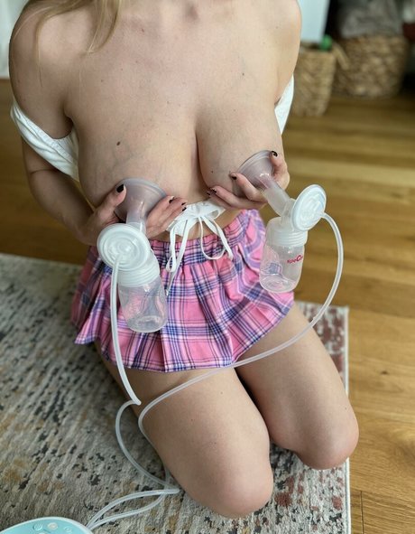 Kelce Carter naked onlyfans leak