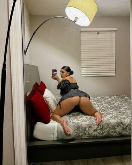 Trippyisme naked on onlyfans