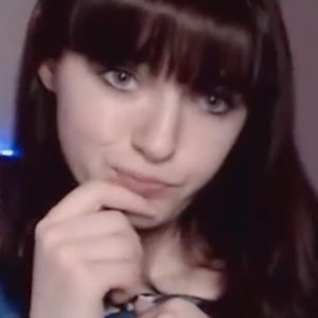 Steffani 18 onlyfans explicit content