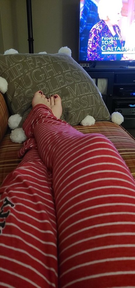 curvy blonde onlyfans pretty render