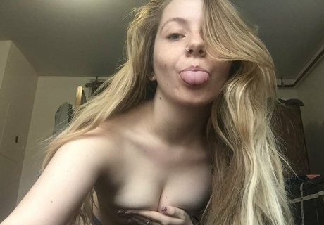 saadlilthot onlyfans nudes leaks