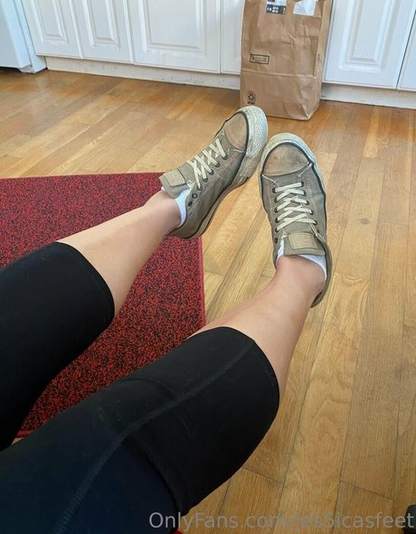 jes5icasfeet free onlyfans