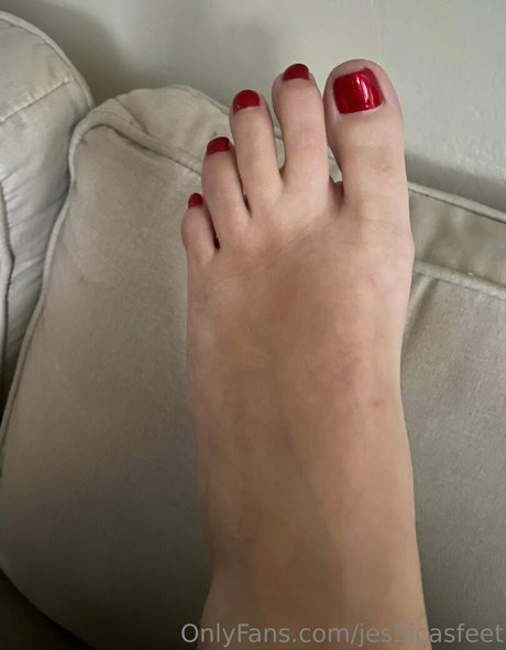 jes5icasfeet onlyfans leak ass