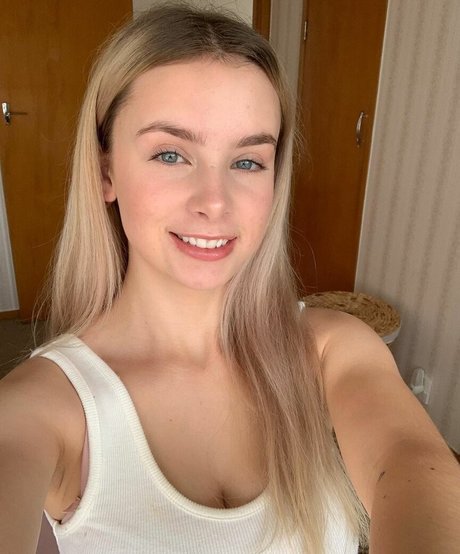 Aluca Jones nude on onlyfans