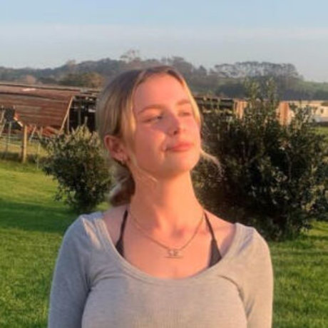 Aluca Jones naked onlyfans leaks