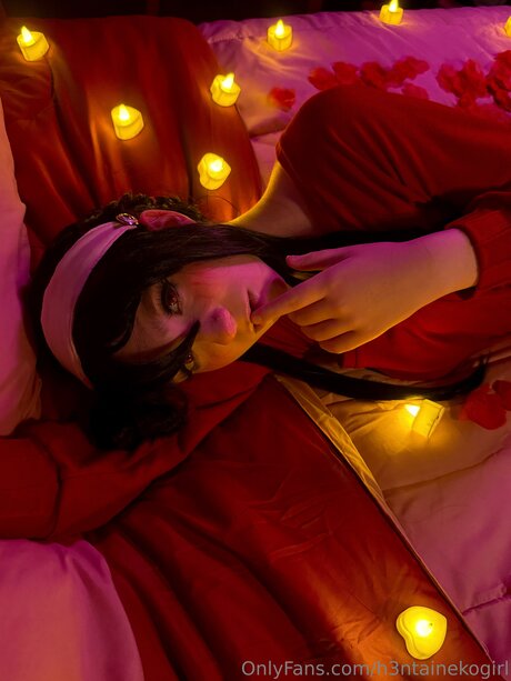 h3ntainekogirl onlyfans leak