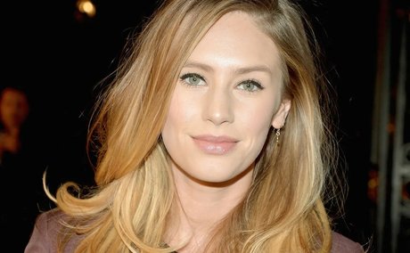 Dylan Penn onlyfans pictures