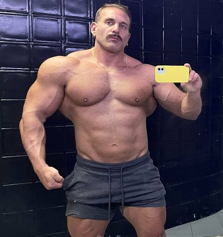 cult of apollo onlyfans model