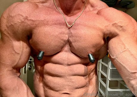 cult of apollo onlyfans fotos