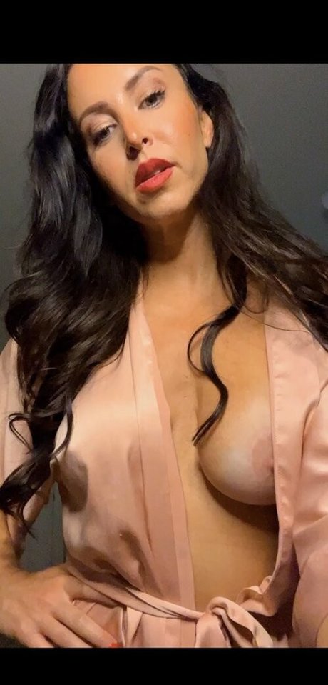 Anitafitmom onlyfans model