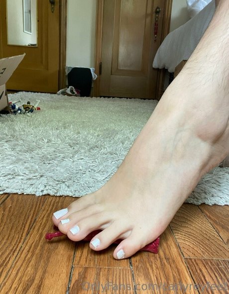 carlyreyfeet naked onlyfans leaks